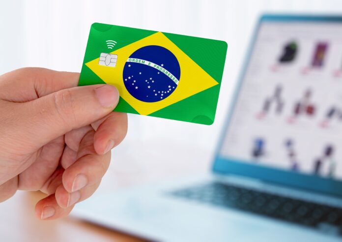 Hände, Halten, Kunststoff, Kredit, Karte, Und, Verwenden, Laptop, Online, Einkaufen